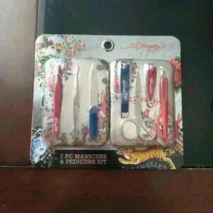 Ed Hardy 7piece Manicure & Pedicure Kit